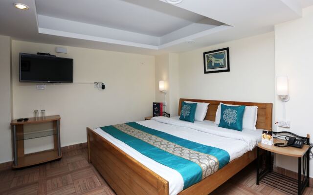 OYO Premium Near Mussoorie Public School