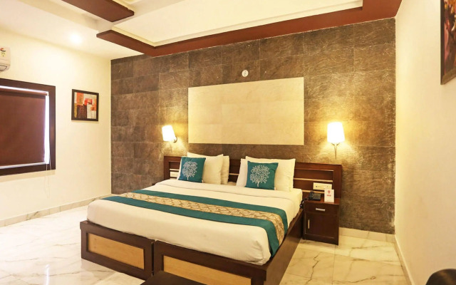 Optimum Tara Palace