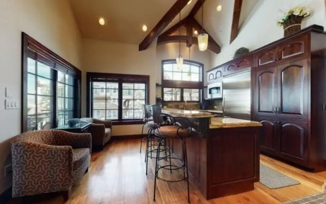 Ski-In, Ski-Out 4 Bedroom Luxury Townhome in Snowmass Village