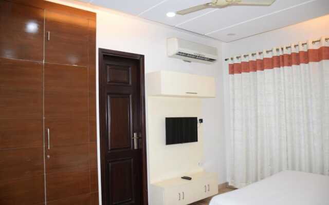 When In Gurgaon - Service Apartments near Medanta Medicity