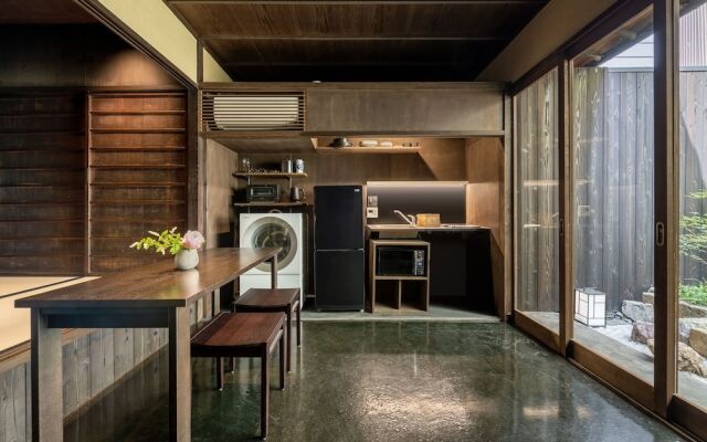 Suigetsu Machiya House