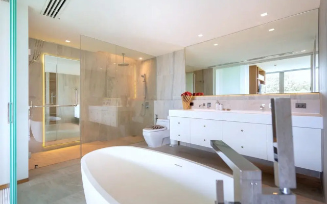 SeaView 2BR Duplex BluePoint 88 Patong
