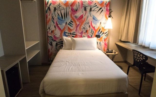 Superior Single room (full double bed) (extra bed not included)
