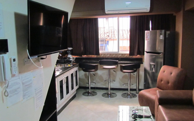 Parque Poblado Apartments