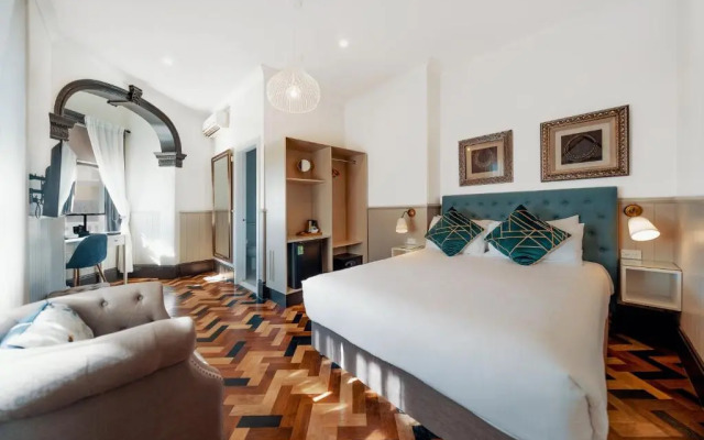Cremorne Point Manor