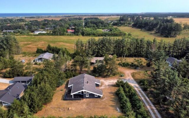 "Gorm" - 950m from the sea in NW Jutland
