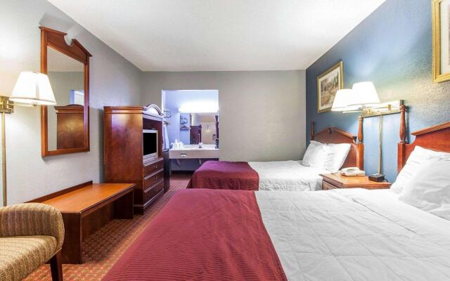 Econo Lodge Cleveland