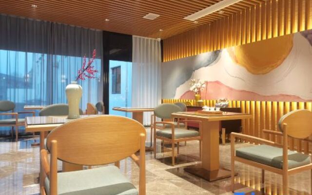 Pudi Manju Hotel(Jingdezhen Wenchuang Taoxichuan)