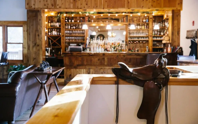Rainbow Ranch Lodge