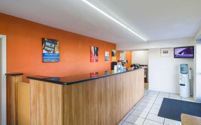 Motel 6 Townsend, GA