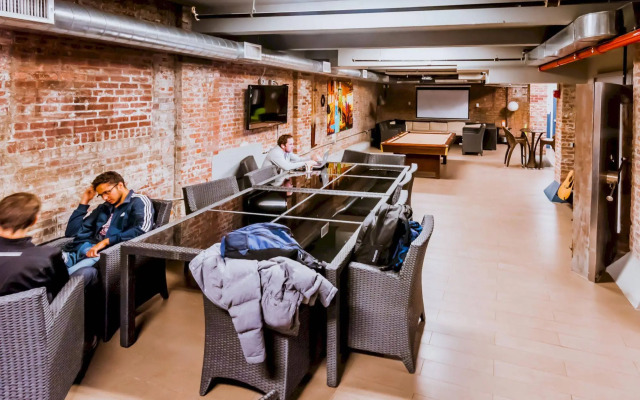 Q4 Hotel