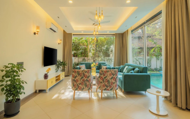 Luxe 4 BHK Villa Near Popular Beaches with Private Pool