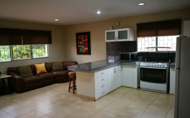 Suites de Lujo en Urdesa Norte