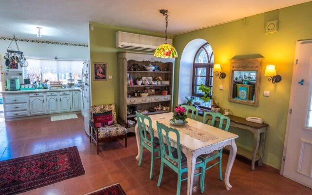 Desert Bird Guest House