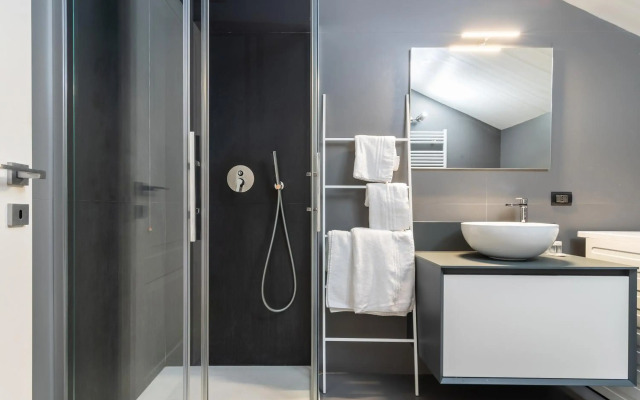 easyhomes - Brera Luxury Suites