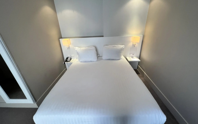 Holiday Inn Paris - Auteuil by IHG