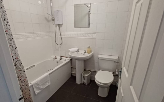 Southampton 2-bedroom House