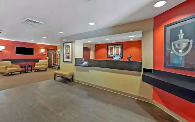 MainStay Suites Chicago Hillside