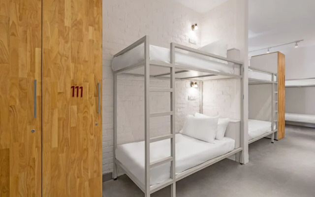 Bedzzz Varanasi by Leisure Hotels