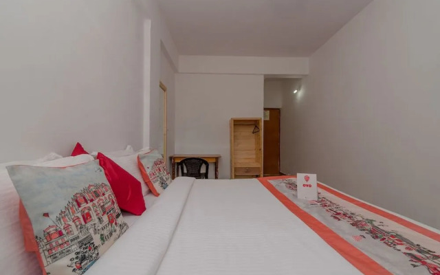 OYO 1044 Poornima Guest House
