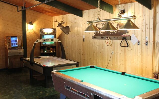 The Historic Wapiti Lodge