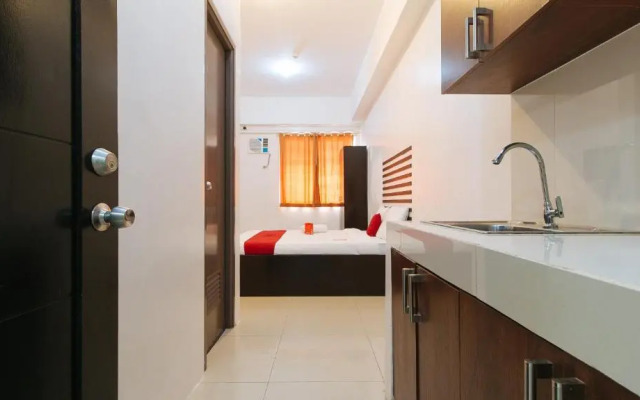 RedDoorz @ Jardin LRT Tayuman Manila