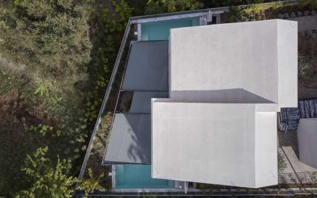 The 8 Suites