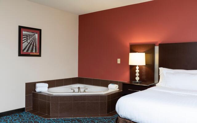 Holiday Inn Express Hotel & Suites New Philadelphia by IHG
