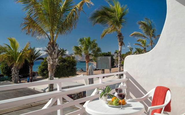 Rocas Blancas Apartments