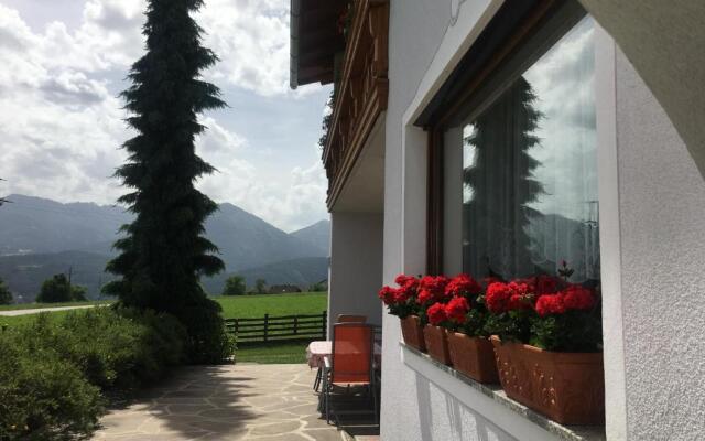 Sonnwiesen Straße 1/85