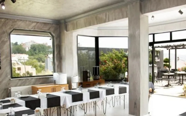 No57 Suites