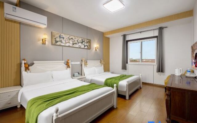 Shanghai Dream Hotel