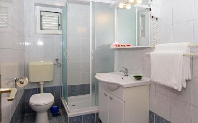 Apartments Villa Adria Bol