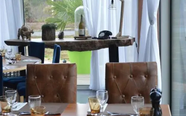 Logis Hôtel Des Sittelles