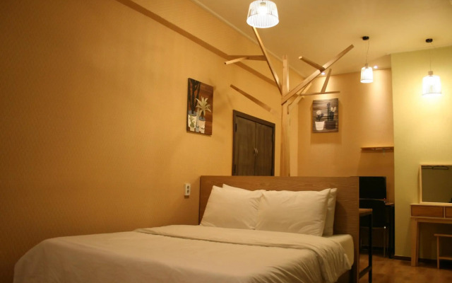 Zip Hotel
