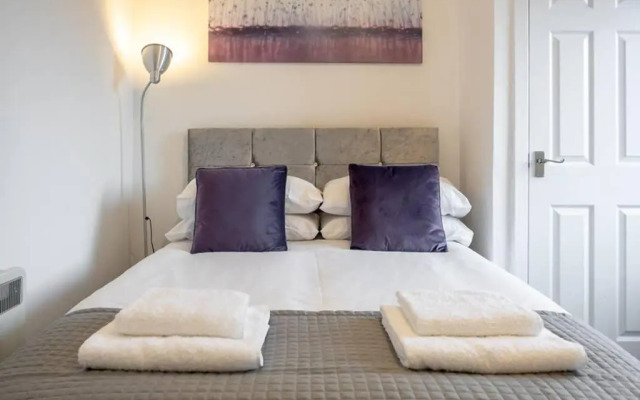 ☆Modern Flat, Close to University and City Centre☆