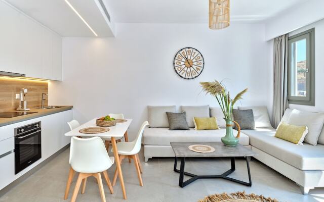 Paros Gem