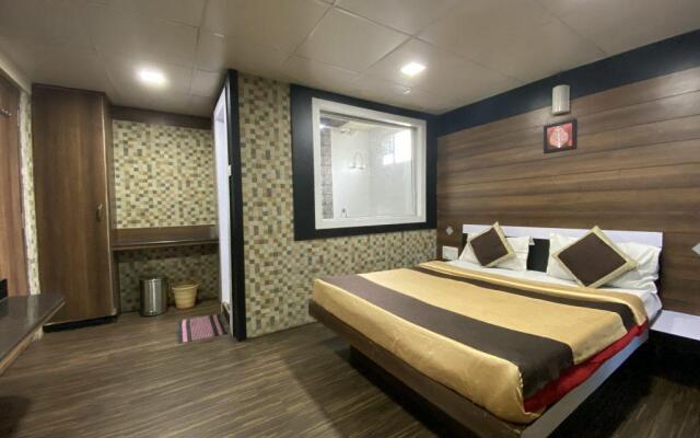 Hotel Adarsh International