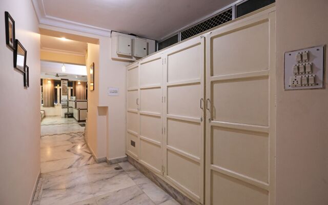 OYO 10326 Hotel The Indra INN
