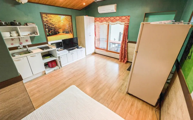 Gapyeong Calbongsan Pension