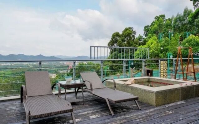 Southeast Huadu Hot Spring Hotel