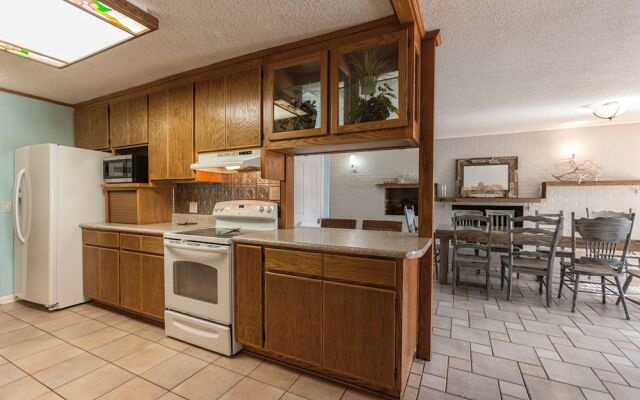 Sandy's Beach House by ZIA VR