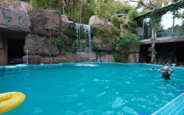 Jinyun Qiushan Banshe (Xiandu Scenic Spot)