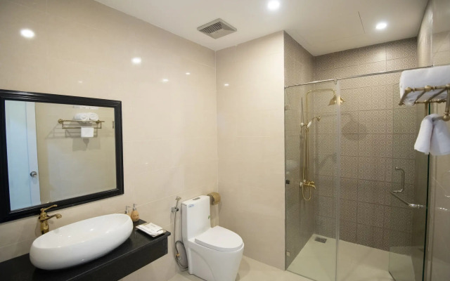 Vic House Hotel