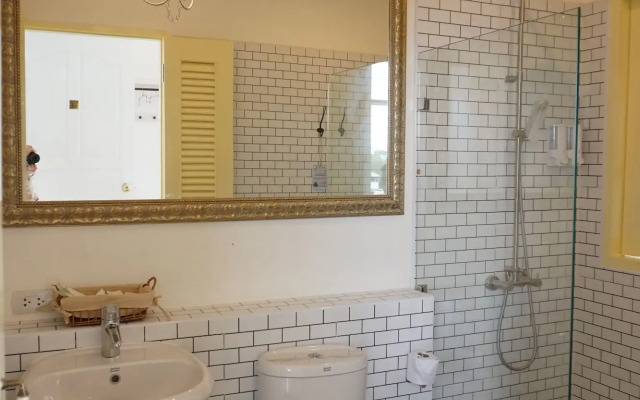 Nai Suan Bed and Breakfast