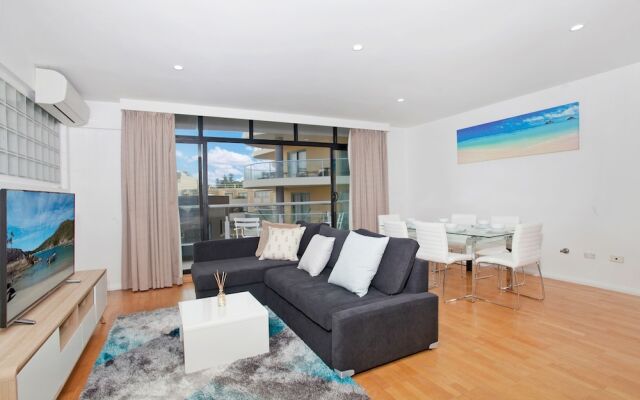 Manly Stay LUX Apartments