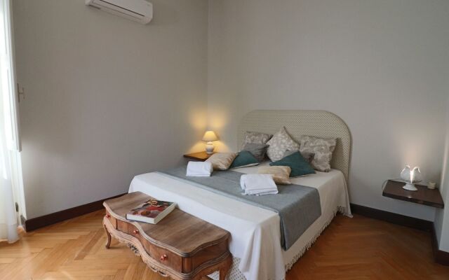 Executive Suite - Calais