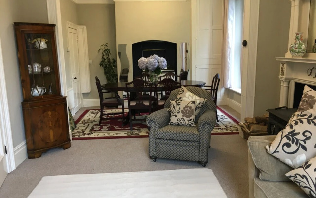 Secluded Edwardian Villa Beautiful Country Setting