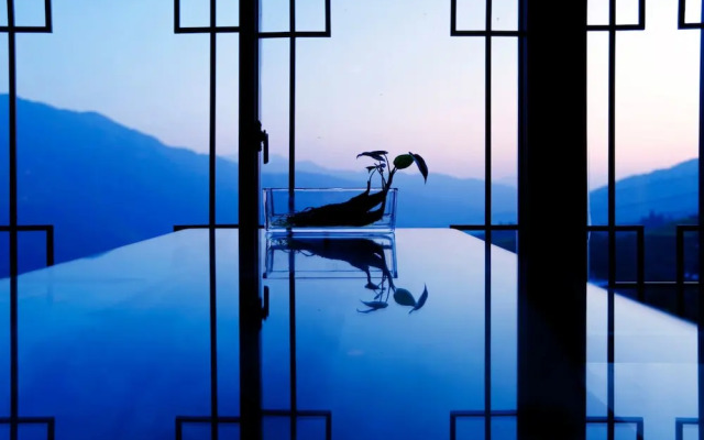 InYue Holiday Hotel