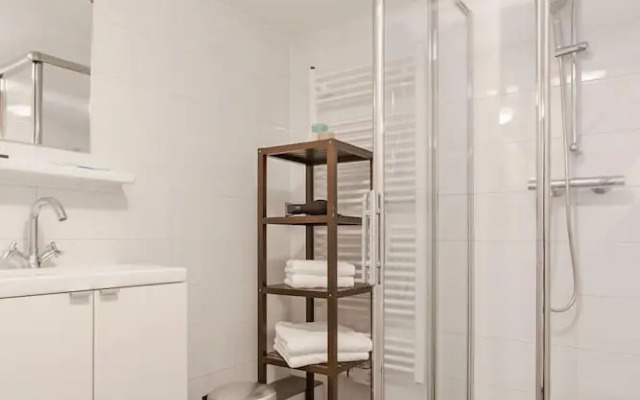 Windmill Apartment